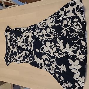 Lauren Ralph Lauren Ruched Side Cap Sleeved Floral Dress